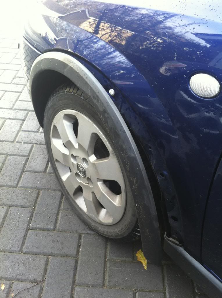 How to prevent you front wheel arch trims falling off! *Tutorial