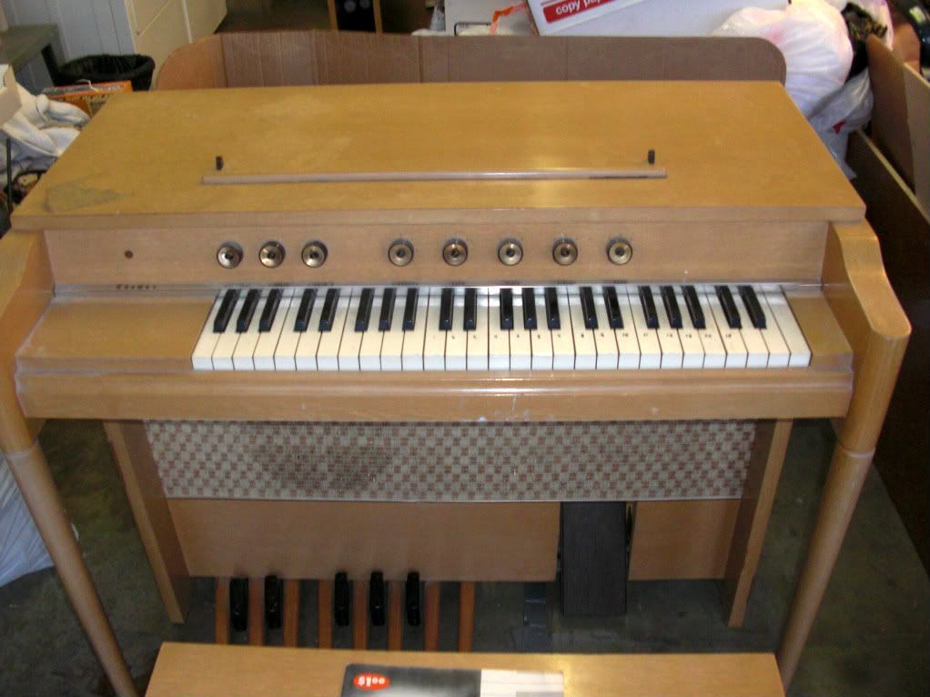 Vintage 1960's Thomas Electronic Organ Player Model G1, 117V+Music