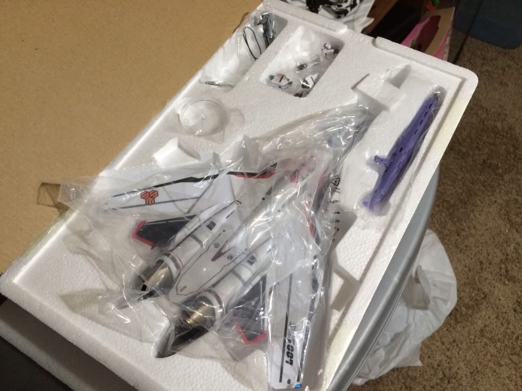 27C064CC-99B9-4884-A89E-87F3CC172761-159