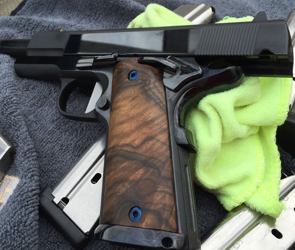 Magwells on carry guns? 1911 Firearm Addicts