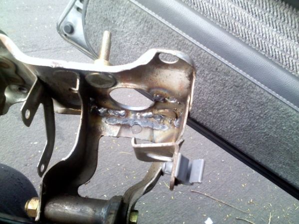 Toyota clutch bracket repair
