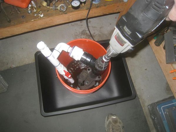 Oilpumpbuckettest Zpsd47e9cf9
