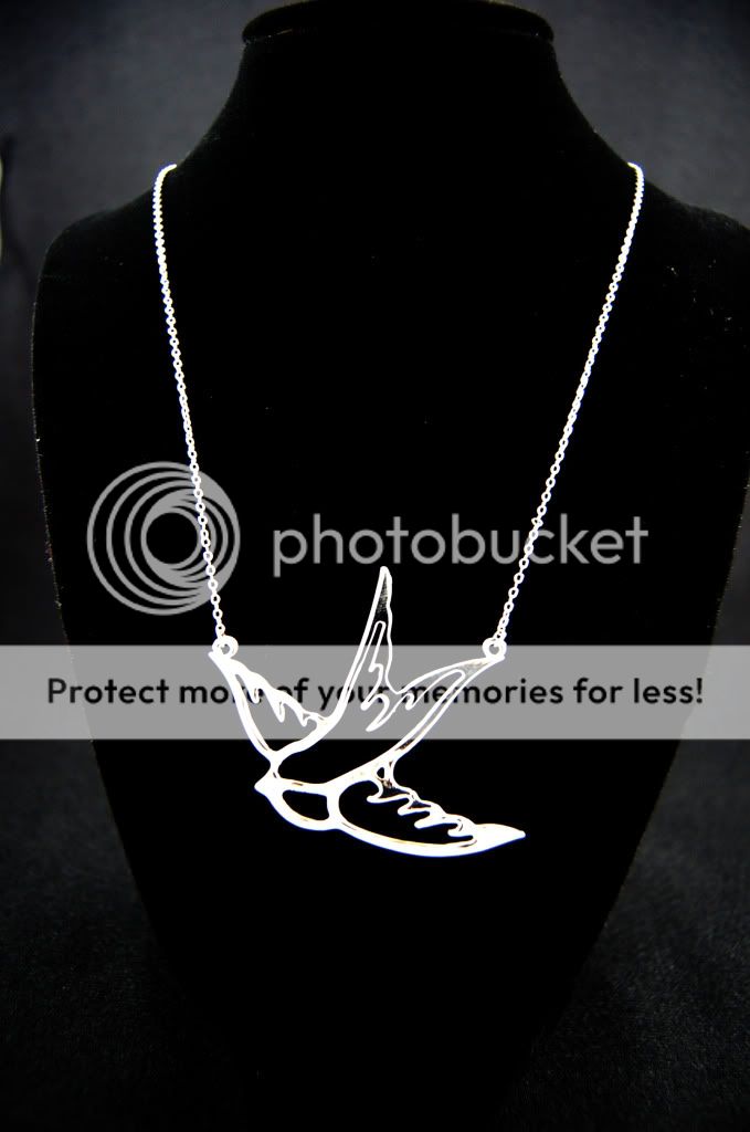 Silver Sparrow Dove Bird Outline Necklace Urban New w 