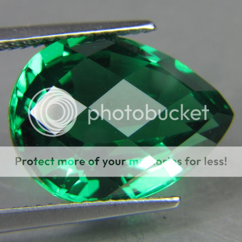 60ct LOVELY PEAR RUSSIAN NANO CRYSTAL EMERALD  