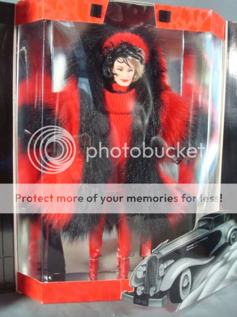 NRFB Disneys 101 Dalmatians Cruella De Vil Ruthless In Red Doll 